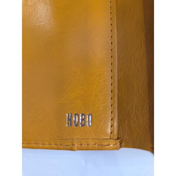 HOBO International Trifold Wallet Patina Leather WARM AMBER/yellow - Picture 4 of 7